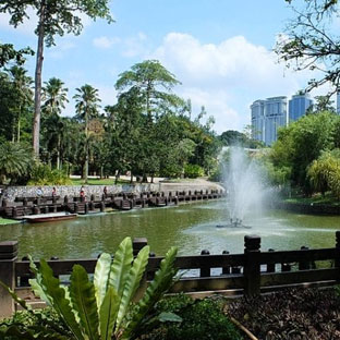 Ботанический парк Taman Perdana и парк птиц